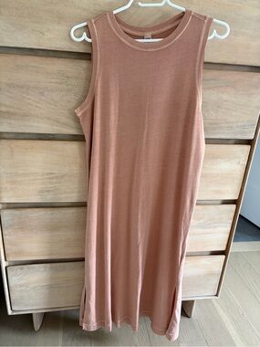 Old Navy Sleeveless Maxi Dress in Clay Pink